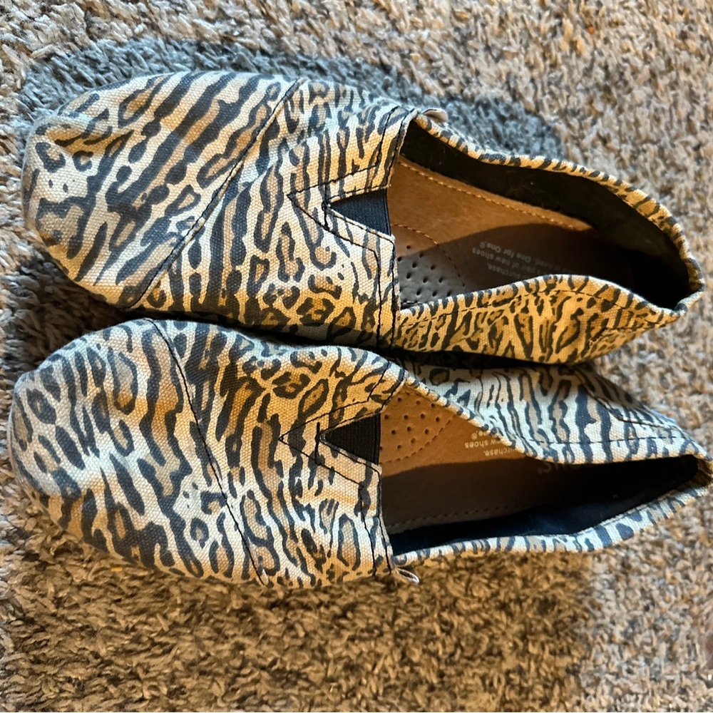 Toms Leopard Print Women's Flats